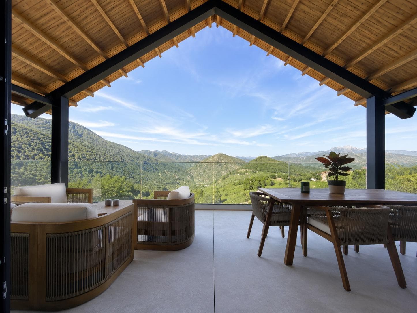 Bella Vista 3