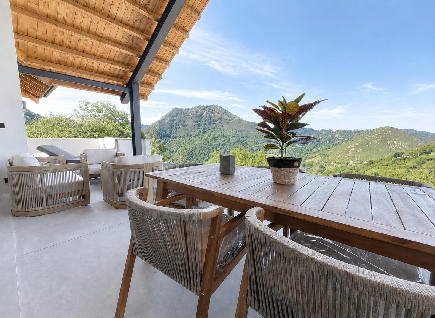 Bella Vista 4